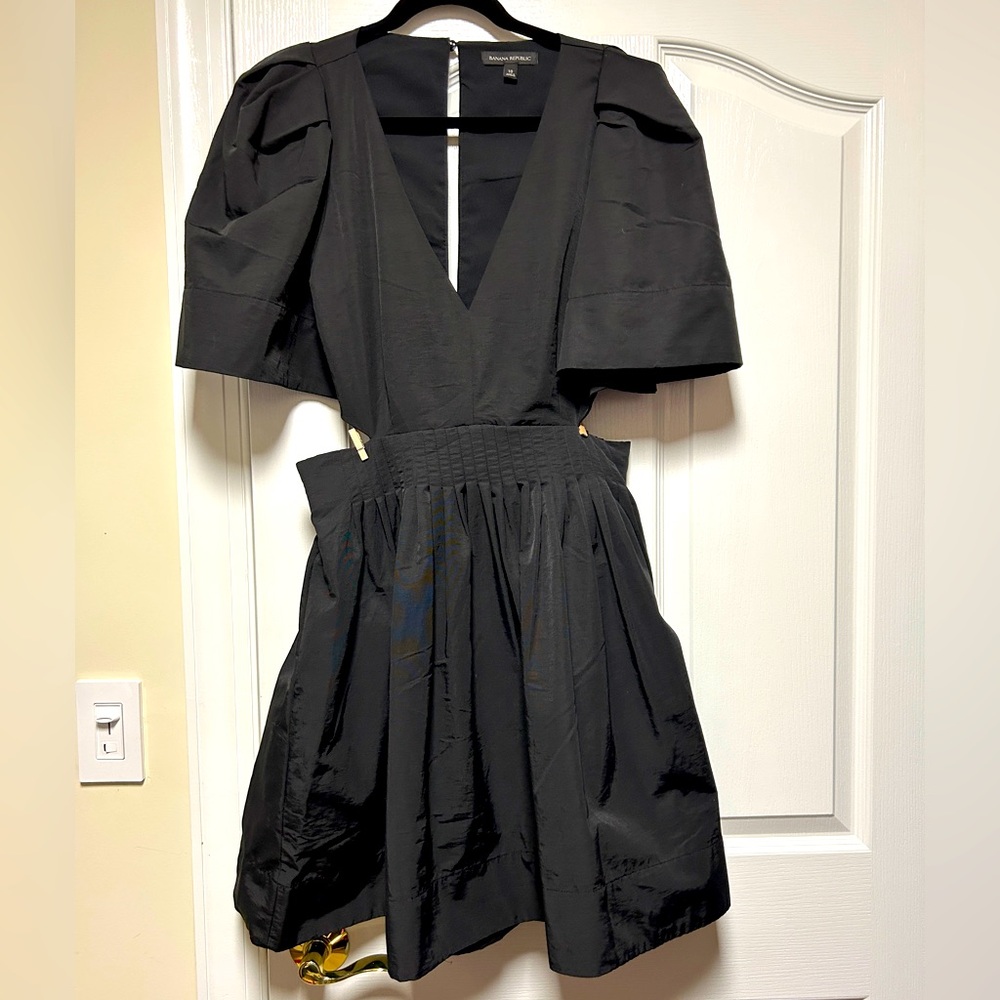 Banana Republic LBD!